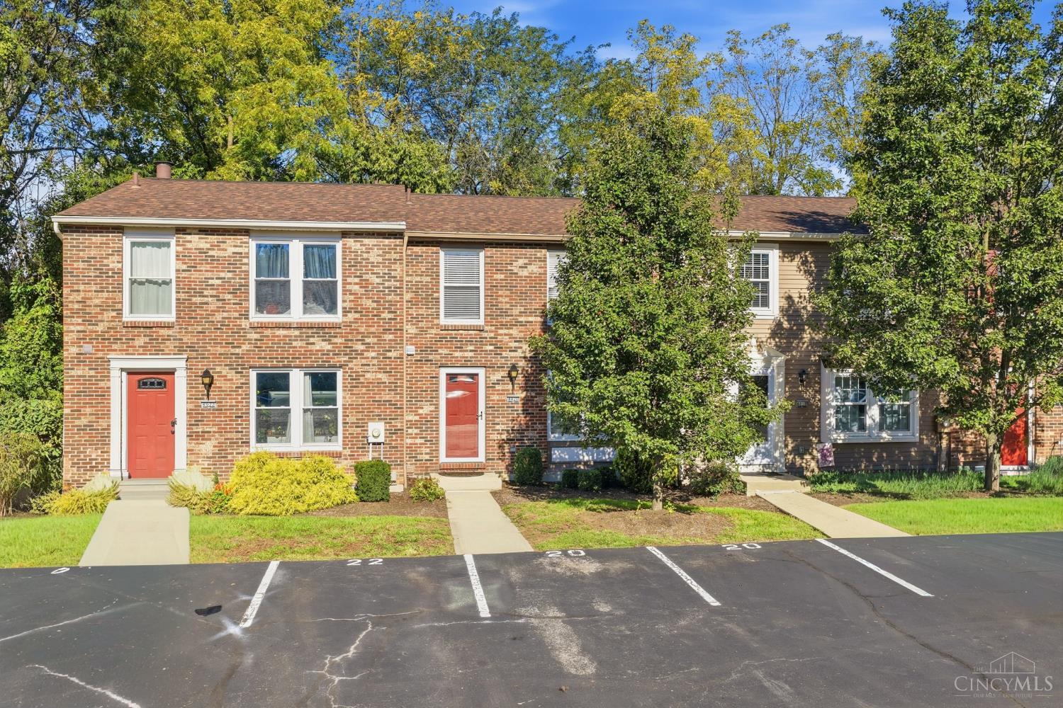 Photo 2 of Townhouse for sale at 8020 Mill Crk Cir, West Chester, OH 45069 | MLS# 1894616 | Listing updated on 2026-09-28