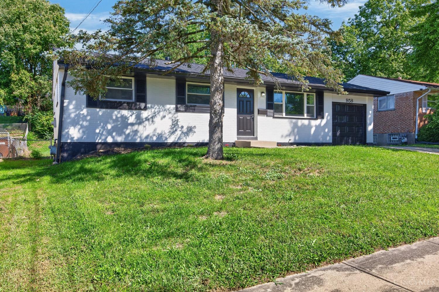 Photo 3 of Single family home for sale at 958 Goodhue Cir, Forest Park, OH 45240 | MLS# 1894764 | Listing updated on 2026-09-28