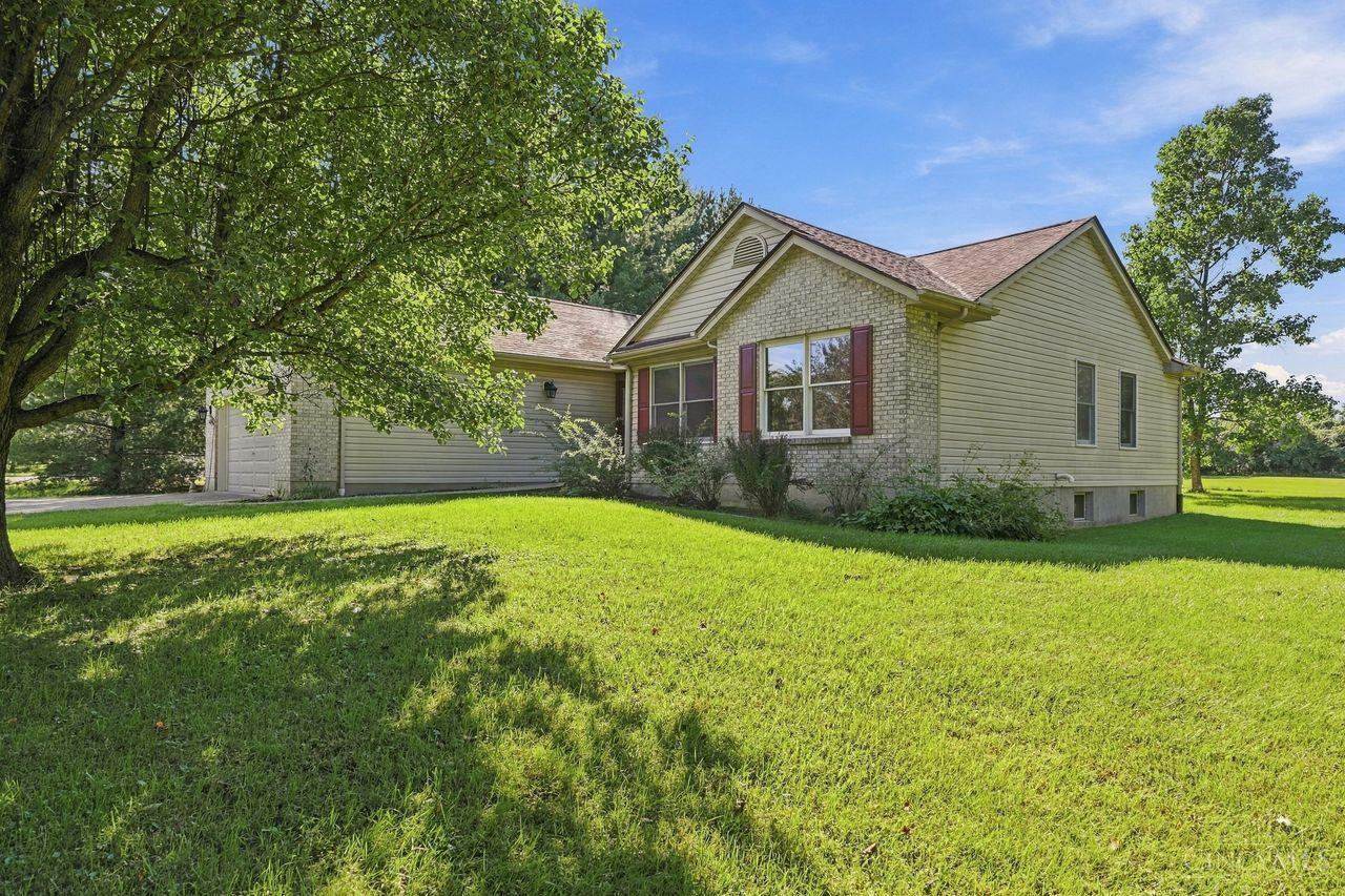 Photo 3 of Single family home for sale at 3791 Wilmington Rd, Turtle Creek Twp, OH 45036 | MLS# 1895449 | Listing updated on 2026-10-04