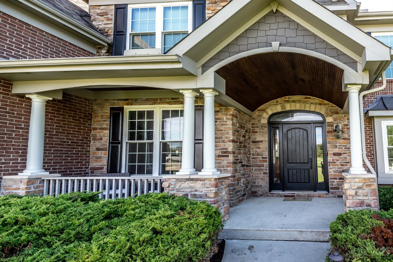 Photo 3 of Single family home for sale at 2356 Triple Crk Ct, Turtle Creek Twp, OH 45036 | MLS# 1895093 | Listing updated on 2026-09-29