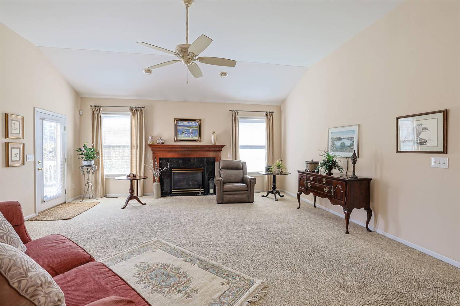 Photo 3 of Single family home for sale at 6020 Golf Clb Ln, Fairfield Twp, OH 45011 | MLS# 1895411 | Listing updated on 2026-09-29
