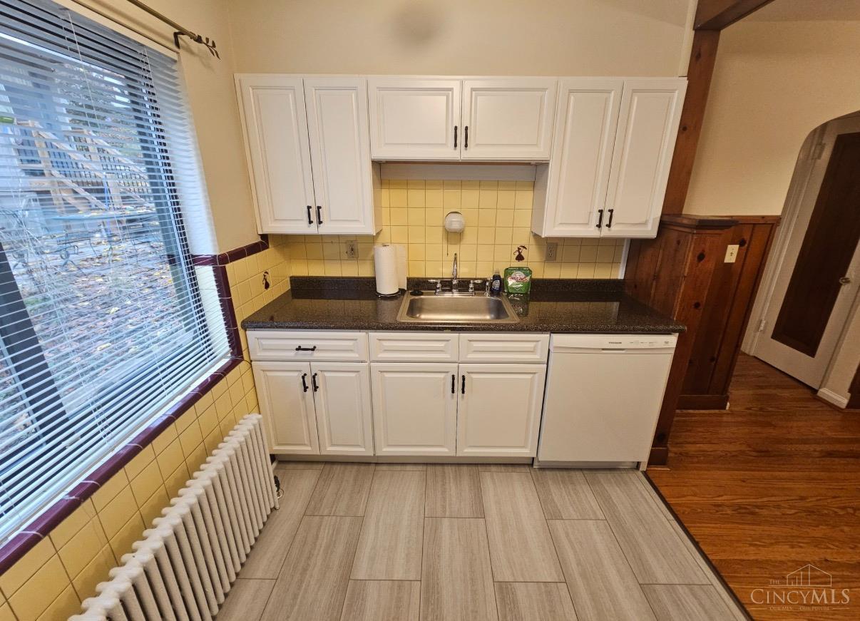 Listing Photo 4 - Condo for sale in building located at 234 Woolper Ave, Cincinnati, OH 45220