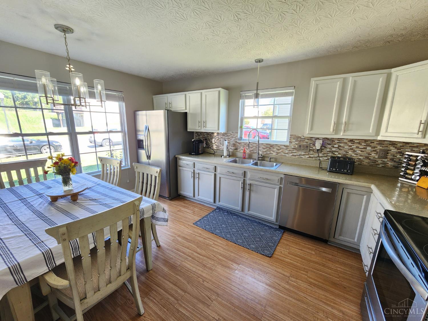 Photo 3 of Single family home for sale at 3320 Brodbeck Pl, Cincinnati, OH 45211 | MLS# 1895489 | Listing updated on 2026-09-29
