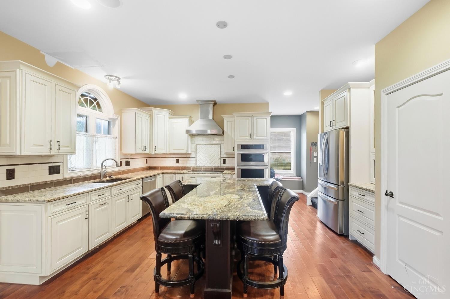 Photo 3 of Single family home for sale at 7649 Hunters Trl, West Chester, OH 45069 | MLS# 1894613 | Listing updated on 2026-10-01