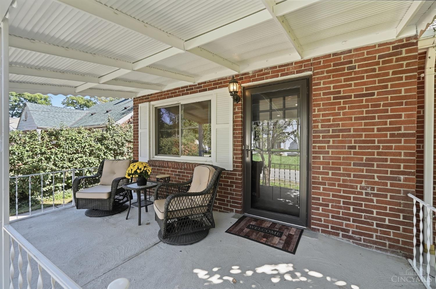 Photo 3 of Single family home for sale at 9520 West Ave, Blue Ash, OH 45242 | MLS# 1895111 | Listing updated on 2026-09-29