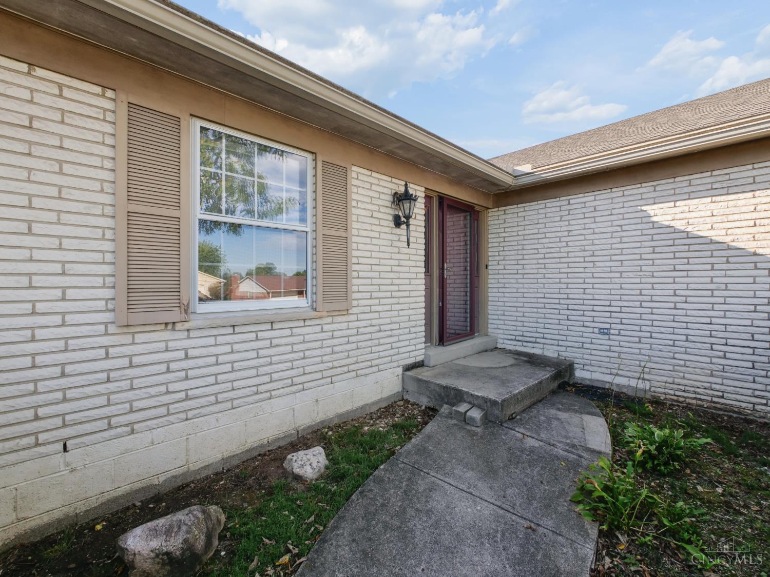 Photo 3 of Single family home for sale at 5341 Highmeadow Ln, Harrison Twp, OH 45415 | MLS# 1895461 | Listing updated on 2026-09-29