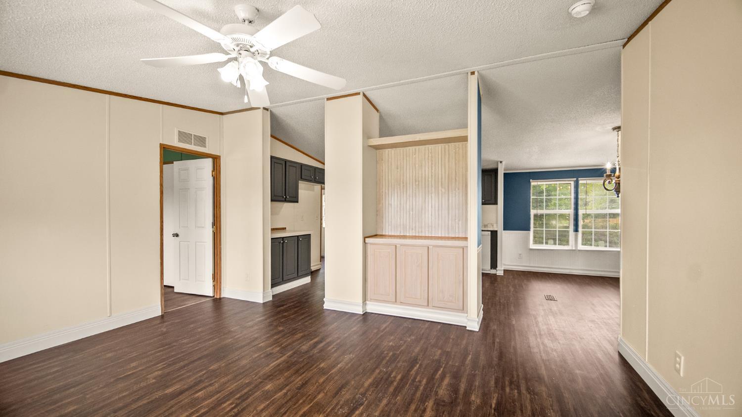 Photo 3 of Sale Pending at 405 Bloom Dr, West Union, OH 45693 | MLS# 1895333 | Listing updated on 2026-10-04