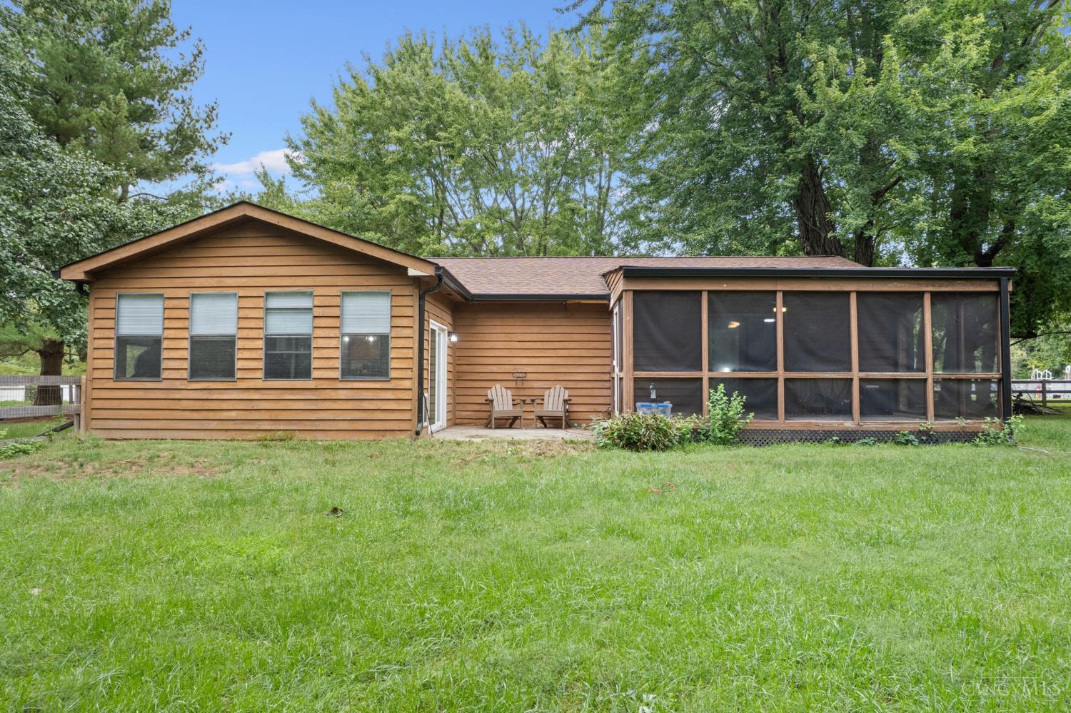 1352 Lorelei Drive