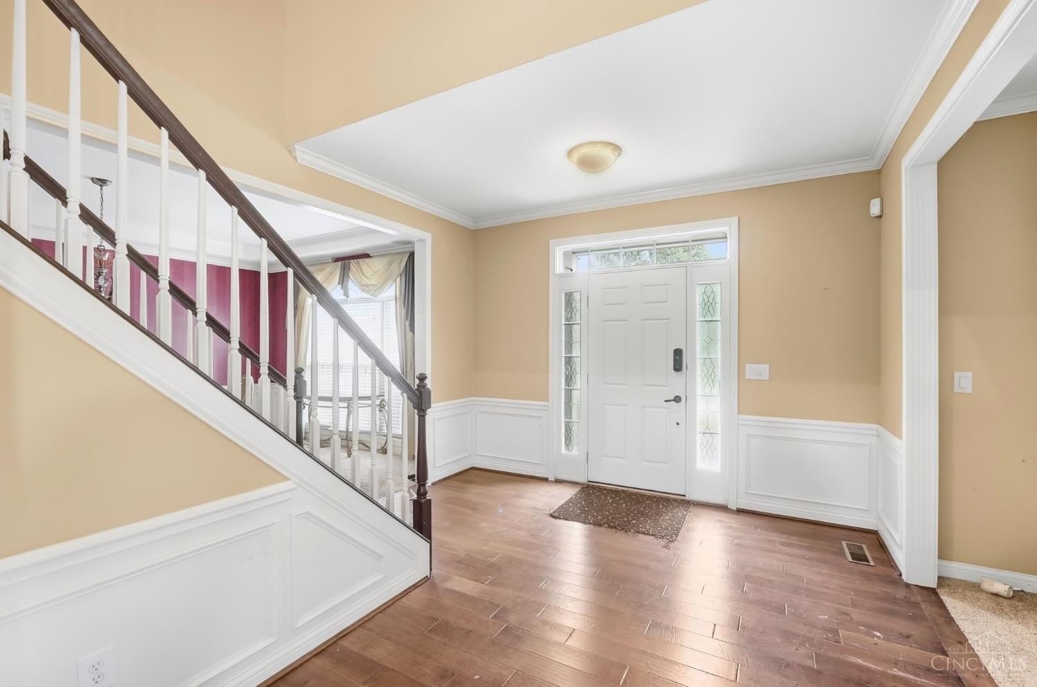 Photo 3 of Single family home for sale at 7649 Hunters Trl, West Chester, OH 45069 | MLS# 1894613 | Listing updated on 2026-10-01