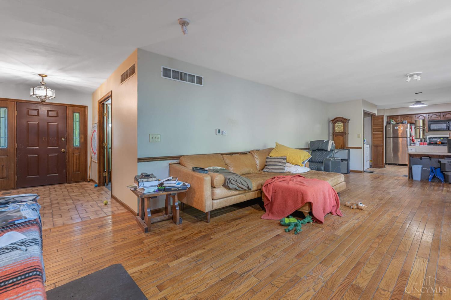 Photo 3 of Sale Pending at 6174 S Shadow Hl Way, Miami Twp, OH 45140 | MLS# 1895571 | Listing updated on 2026-10-05