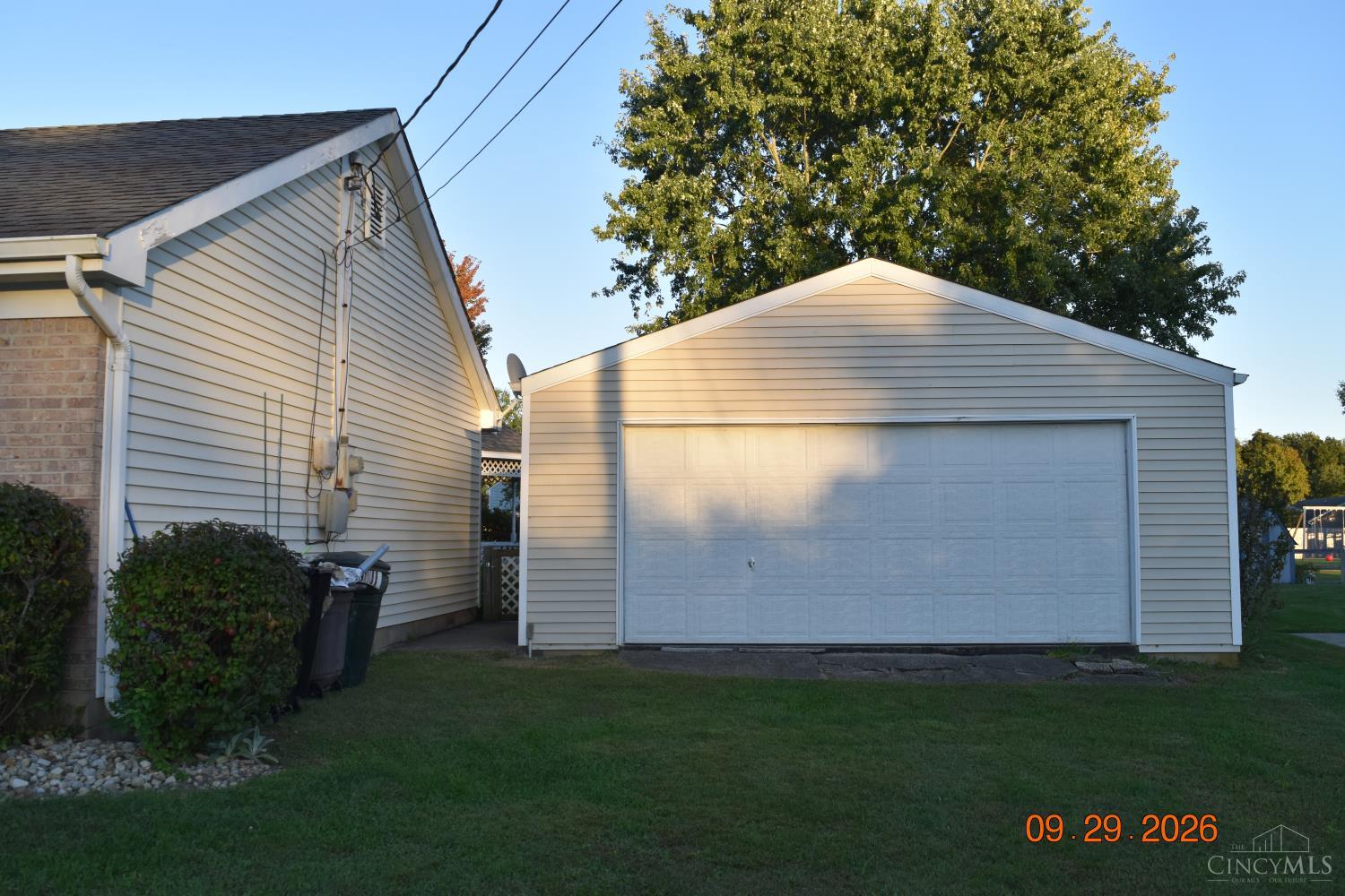Photo 3 of Sale Pending at 1548 Lost Lake Ct, Sterling Twp, OH 45176 | MLS# 1892230 | Listing updated on 2026-10-01
