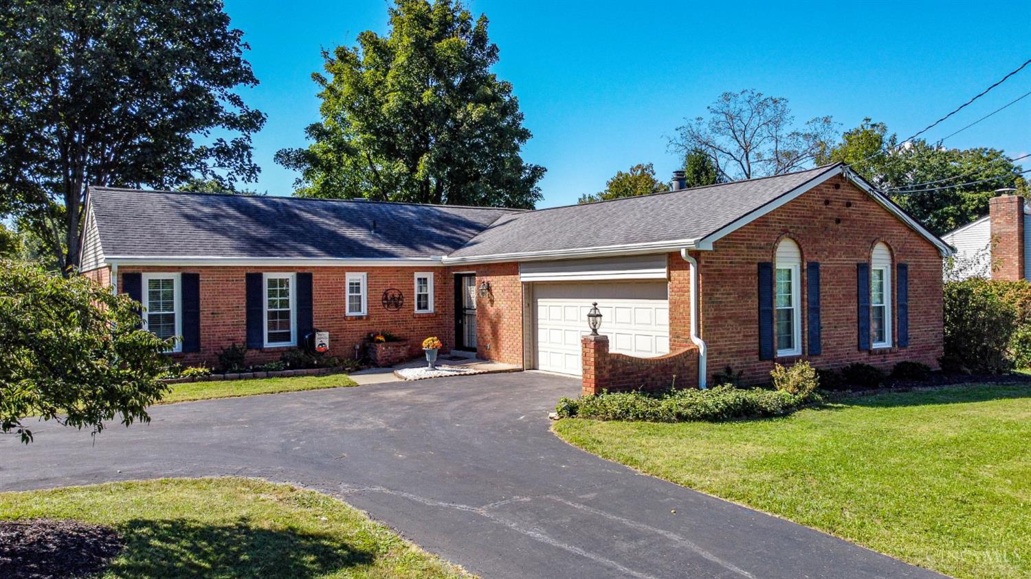 Photo 3 of Sale Pending at 729 Pine Ridge Rd, Miami Twp, OH 45150 | MLS# 1895232 | Listing updated on 2026-10-02