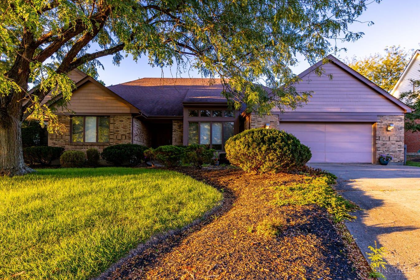 Single family home for sale at 3600 Fawnrun Dr, Evendale, OH 45241 | MLS# 1895419