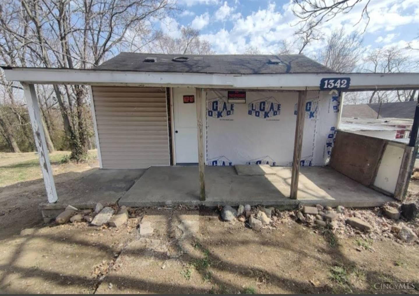 Photo 1 of Single family home for sale at 1342 Grandview Ave, St Clair Twp, OH 45013 | MLS# 1895621 | Listing updated on 2026-09-30