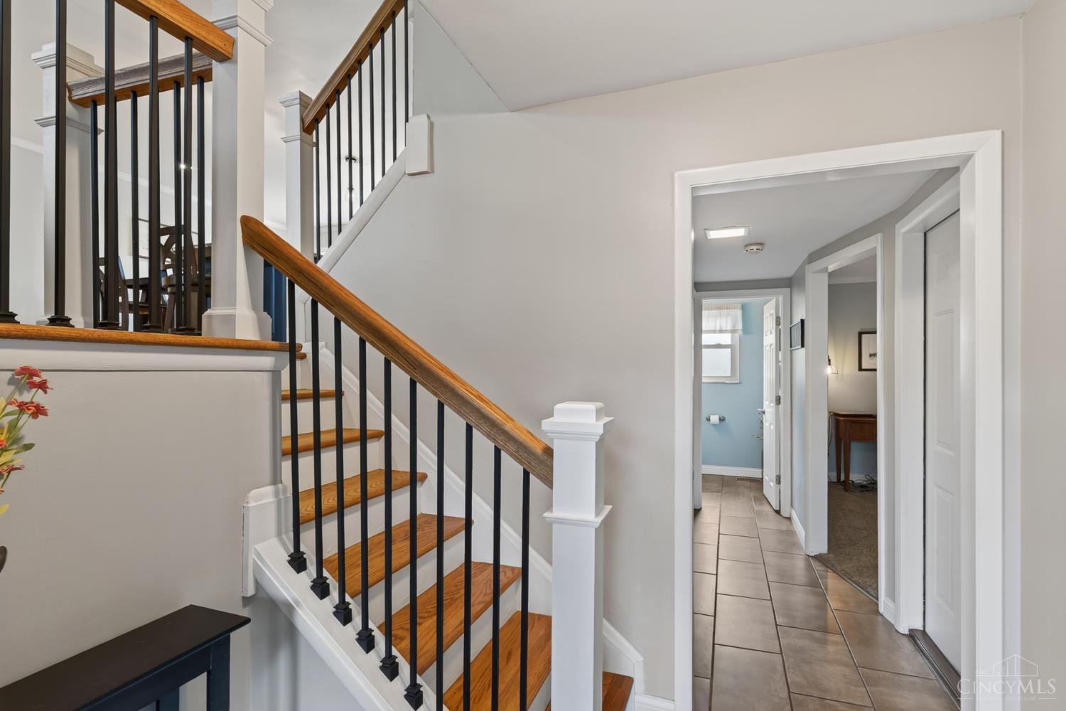 Photo 3 of Sale Pending at 5525 Stokeswood Ct, Delhi Twp, OH 45238 | MLS# 1895374 | Listing updated on 2026-10-02