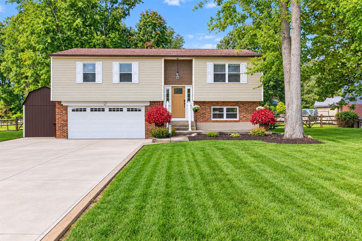 Photo 1 of Sale Pending at 5547 Hoffman Rd, Miami Twp, OH 45150 | MLS# 1895516 | Listing updated on 2026-10-04