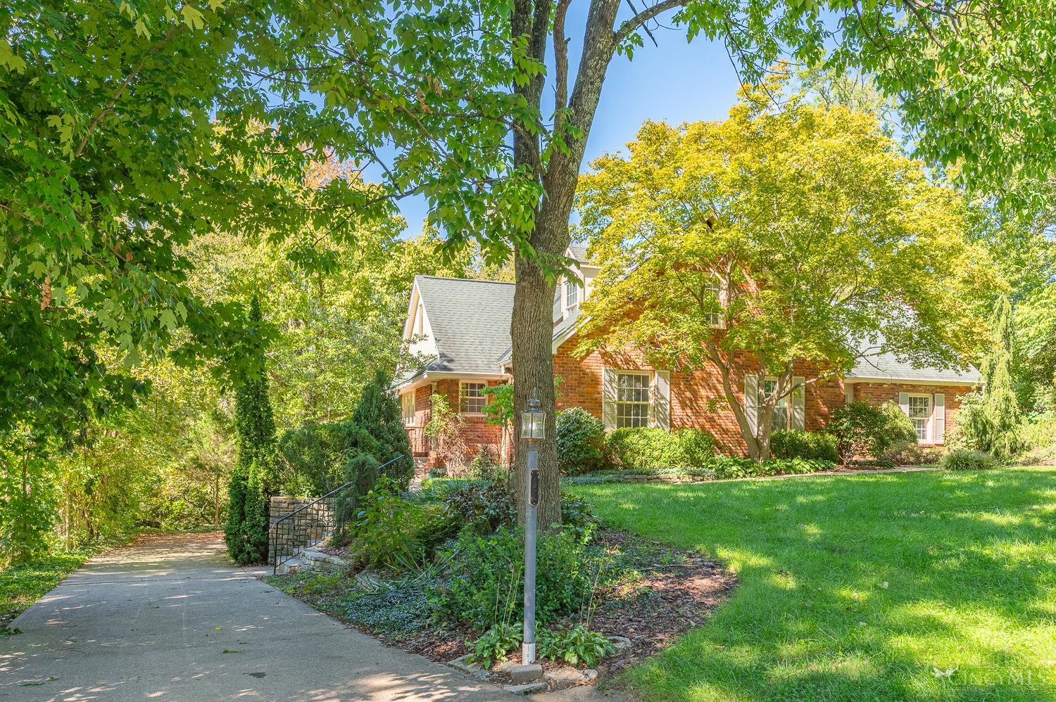 Photo 3 of Single family home for sale at 11119 Embassy Dr, Forest Park, OH 45240 | MLS# 1895350 | Listing updated on 2026-09-30