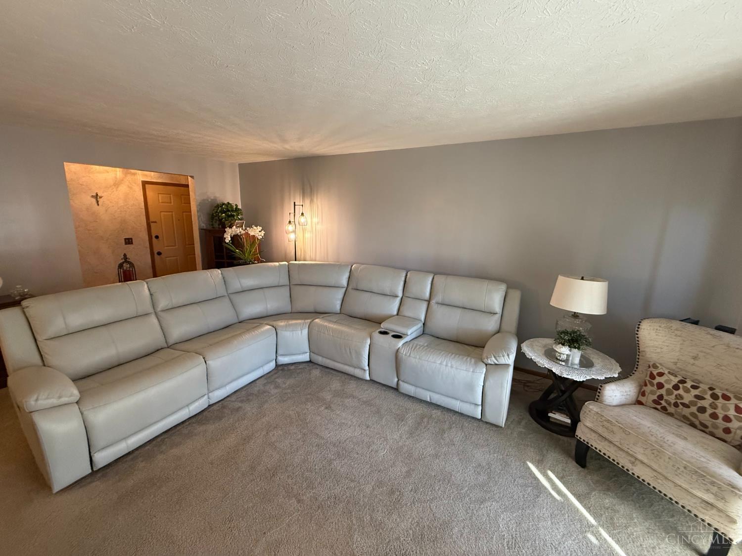 Listing Photo 4 - Condo for sale in building located at 3963 School Section Rd, Cincinnati, OH 45211 - Unit #29