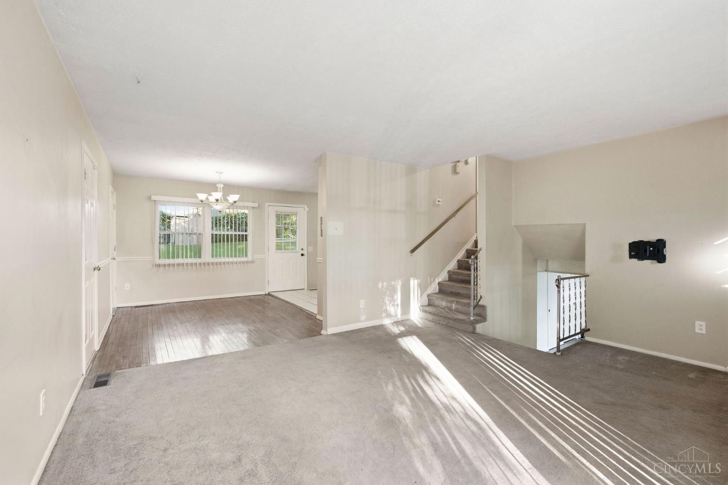 Photo 4 of Single family home for sale at 11391 Folkstone Dr, Forest Park, OH 45240 | MLS# 1895296 | Listing updated on 2026-10-02
