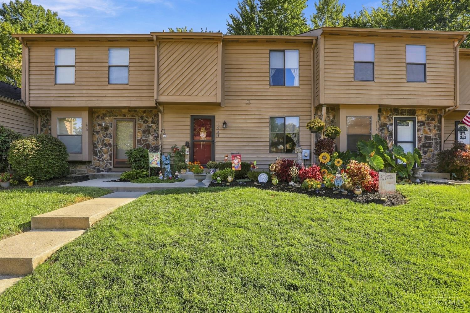 Condo for sale at 1024 Crisfield Dr, Cincinnati, OH 45245 | MLS# 1891022