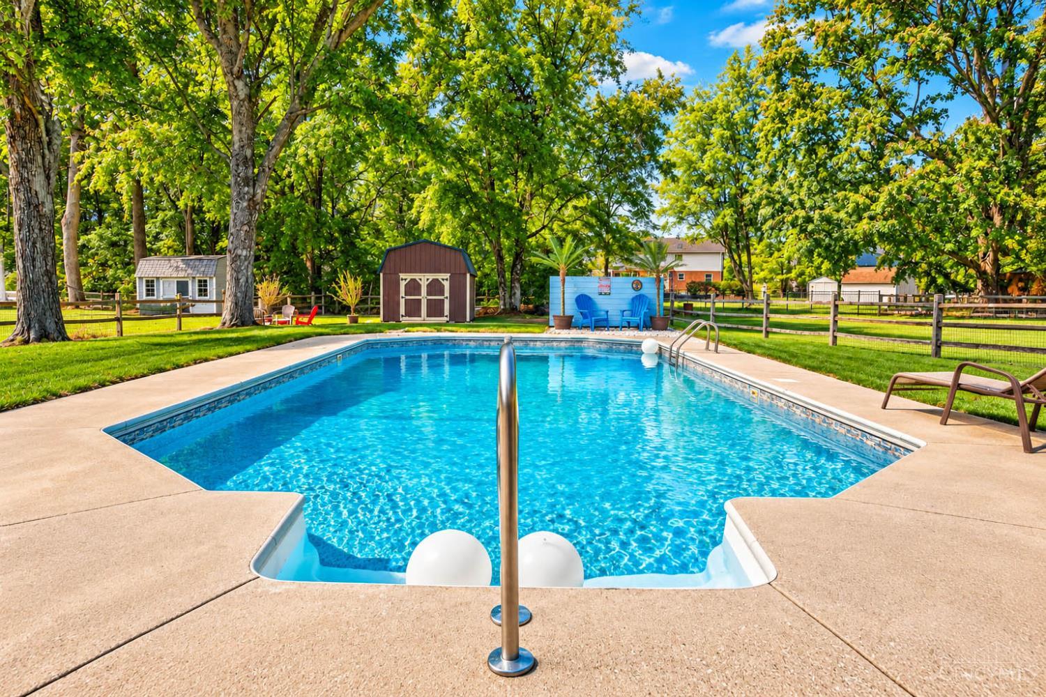 Photo 4 of Sale Pending at 5547 Hoffman Rd, Miami Twp, OH 45150 | MLS# 1895516 | Listing updated on 2026-10-04