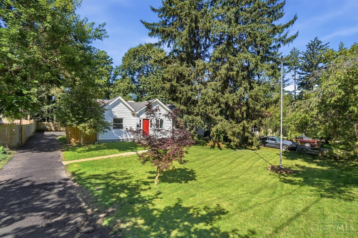Photo 3 of Single family home for sale at 7099 Beechmont Ave, Cincinnati, OH 45230 | MLS# 1895608 | Listing updated on 2026-10-01