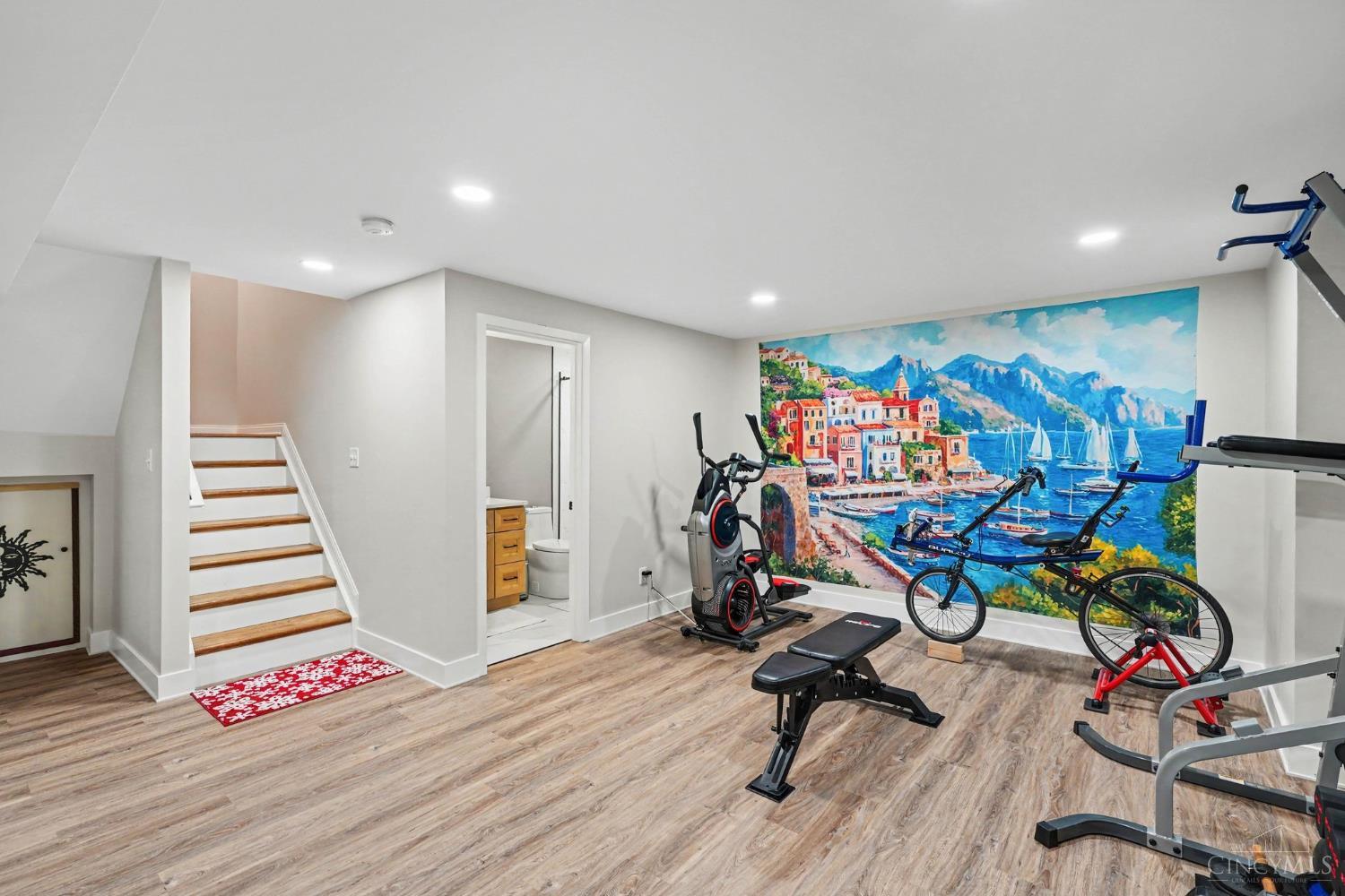 6364 Prairie Court