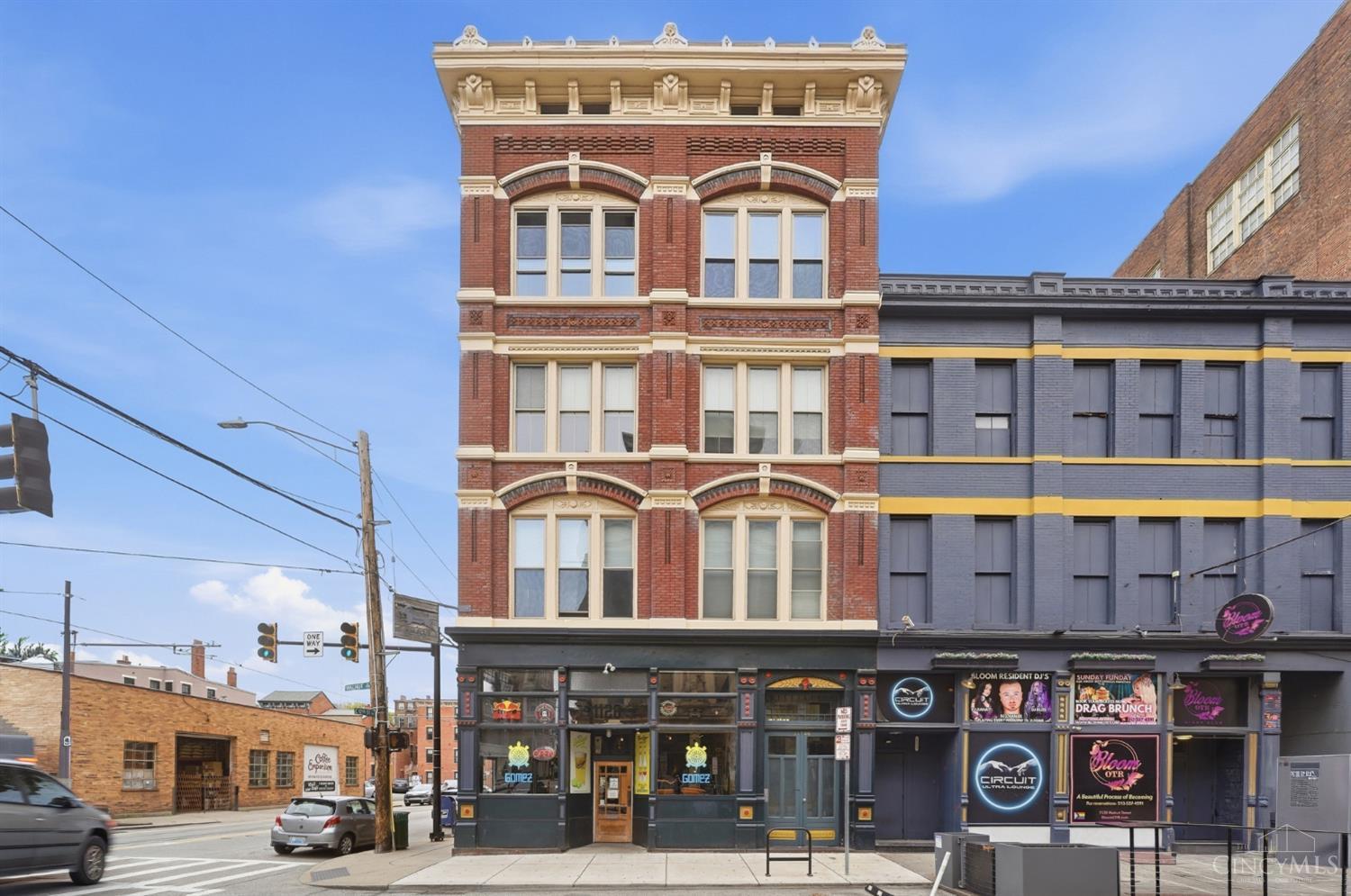 1126 Walnut Street