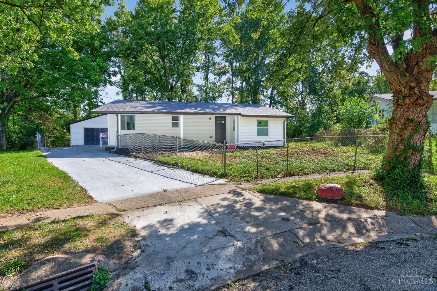 Photo 2 of Single family home for sale at 2505 Niagara St, Colerain Twp, OH 45231 | MLS# 1895729 | Listing updated on 2026-10-01