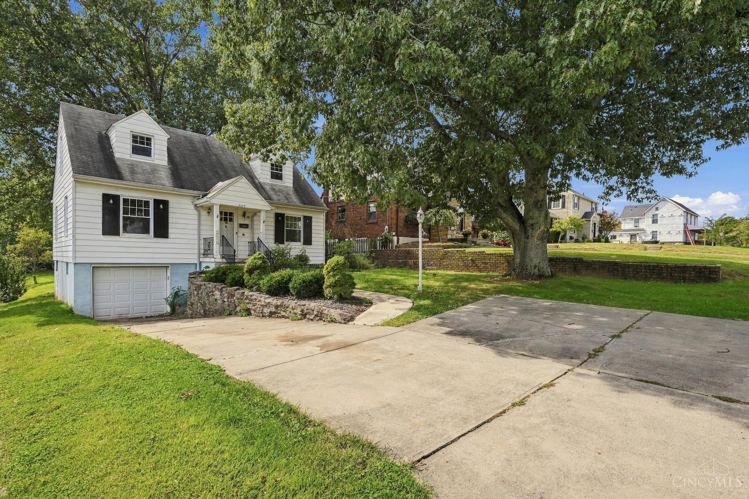 Photo 2 of Single family home for sale at 3289 Van Zandt Dr, Green Twp, OH 45211 | MLS# 1895664 | Listing updated on 2026-10-01