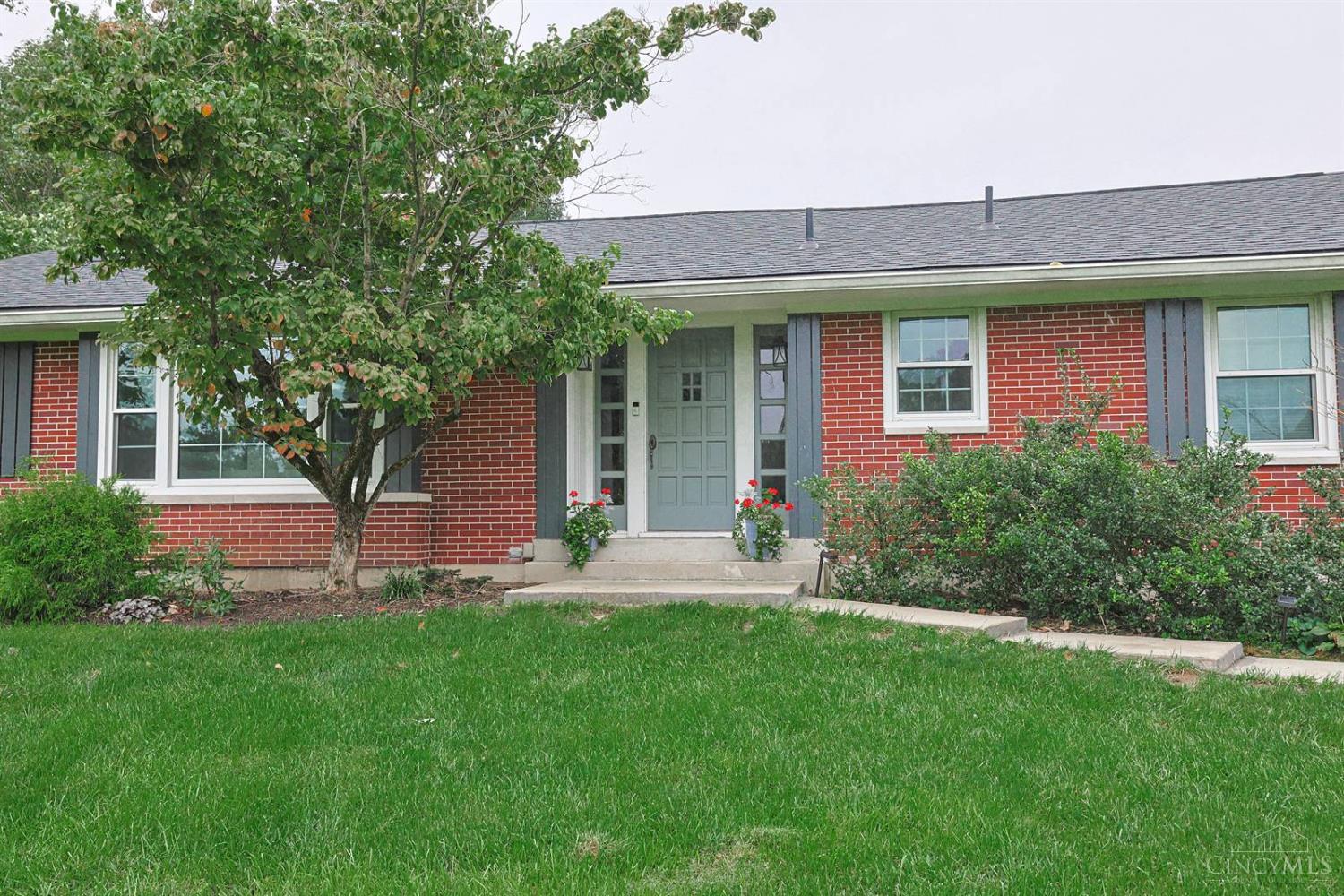 Photo 3 of Sale Pending at 1697 Wilmington Rd, Turtle Creek Twp, OH 45036 | MLS# 1895630 | Listing updated on 2026-10-02