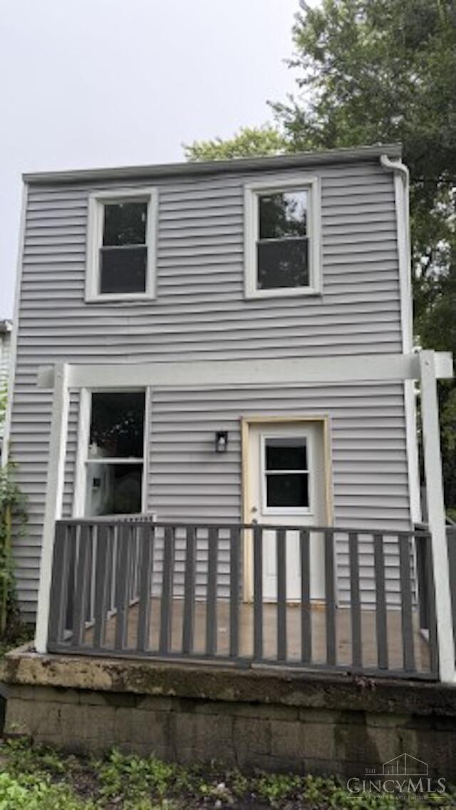 Photo 2 of Single family home for sale at 5636 Helen St, Elmwood Place, OH 45216 | MLS# 1895761 | Listing updated on 2026-10-01