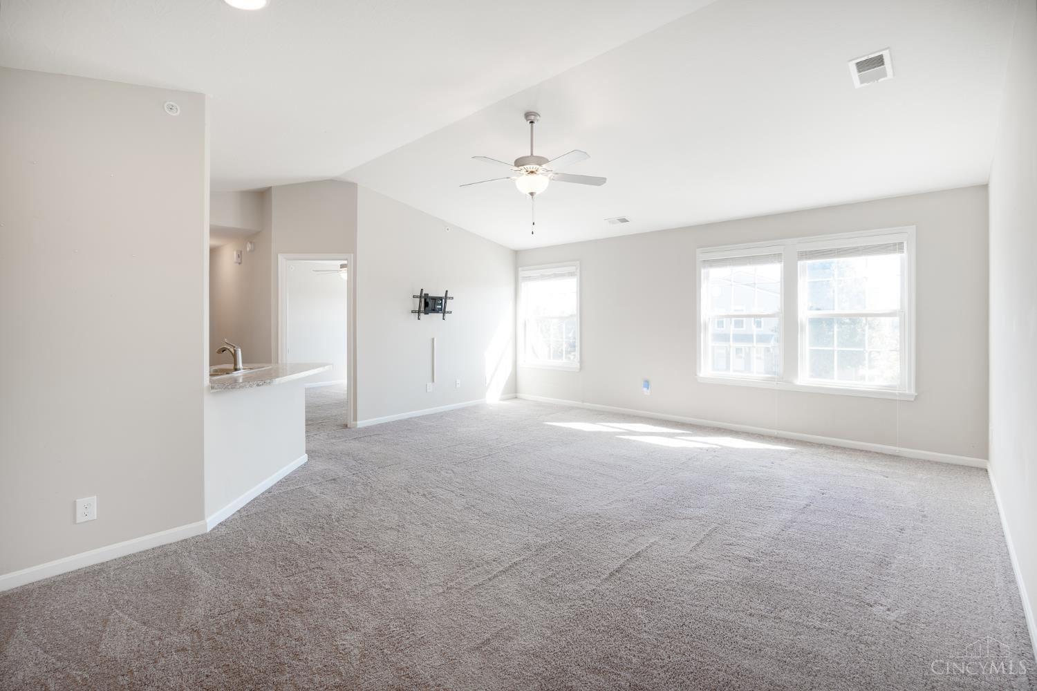 Photo 3 of Townhouse for sale at 456 Heritage Sq, Harrison Twp, OH 45030 | MLS# 1895653 | Listing updated on 2026-10-01