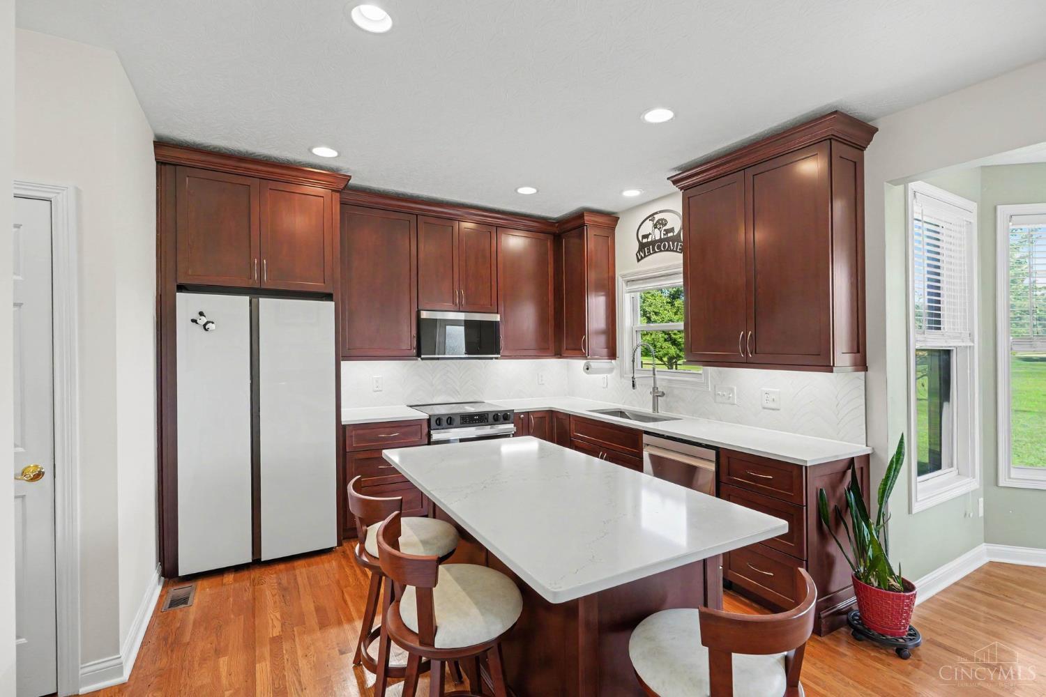 6364 Prairie Court