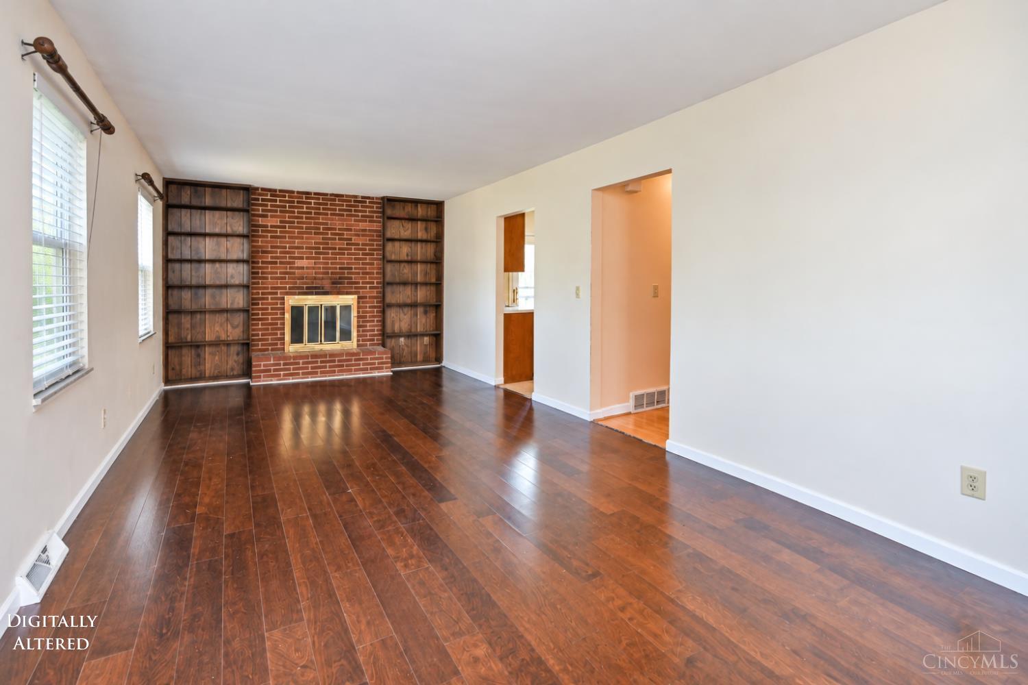 Photo 4 of Sale Pending at 3020 Picwood Dr, Green Twp, OH 45248 | MLS# 1895502 | Listing updated on 2026-10-05