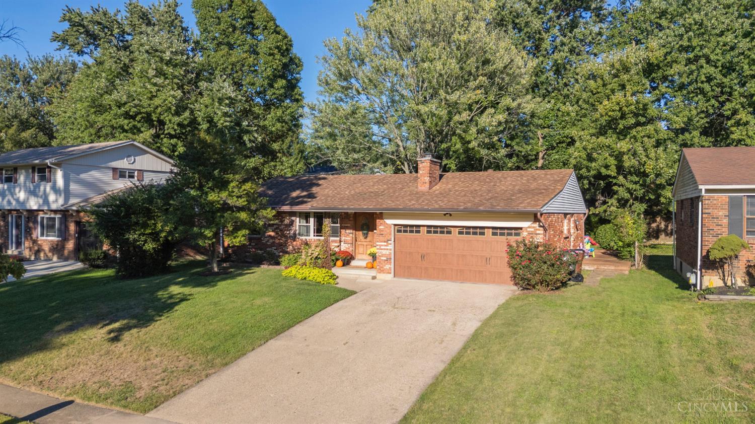 Photo 2 of Sale Pending at 1718 Rockhurst Ln, Anderson Twp, OH 45255 | MLS# 1895856 | Listing updated on 2026-10-04