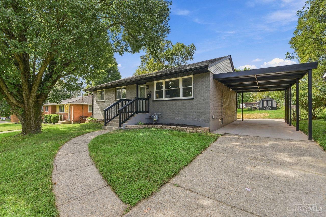 Photo 3 of Single family home for sale at 7865 Tucson Ct, Colerain Twp, OH 45239 | MLS# 1895868 | Listing updated on 2026-10-02