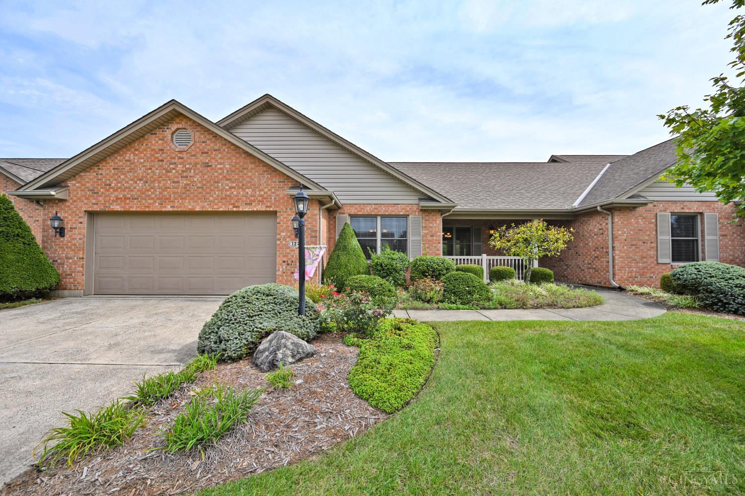 1222 Deerfield Circle