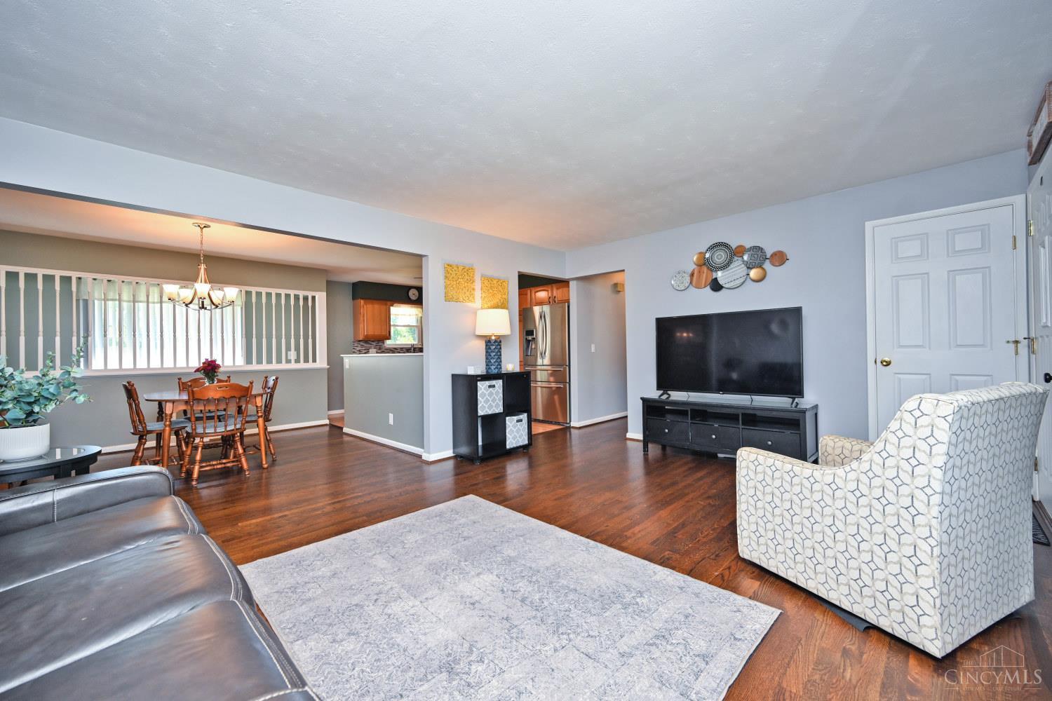 Photo 3 of Sale Pending at 6258 Seiler Dr, Green Twp, OH 45239 | MLS# 1895859 | Listing updated on 2026-10-05