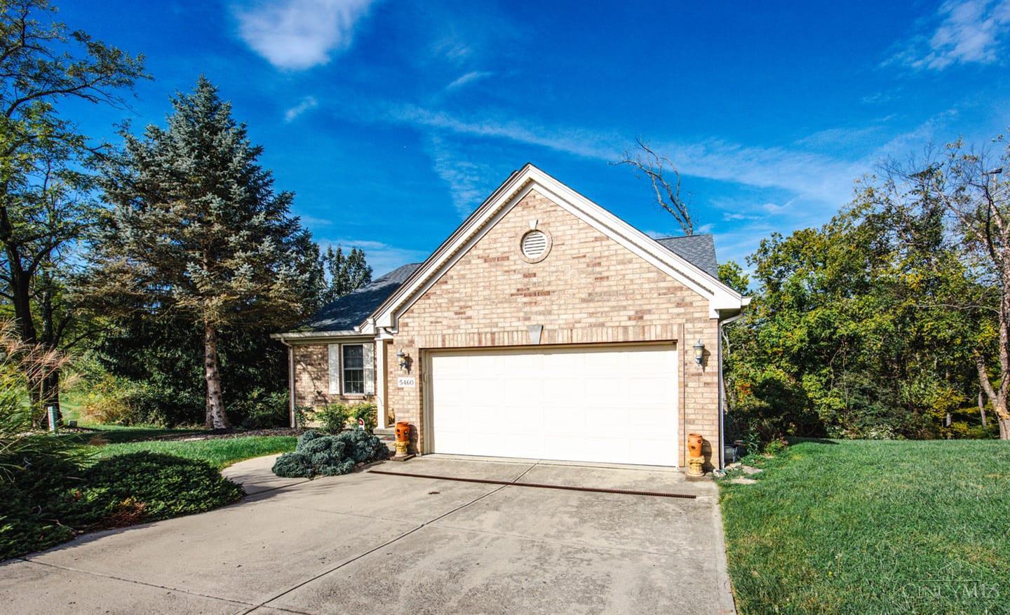 Photo 3 of Sale Pending at 5460 Lakefront Dr, Green Twp, OH 45247 | MLS# 1895784 | Listing updated on 2026-10-06