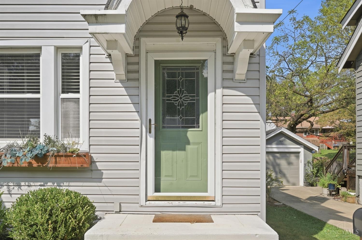 Photo 3 of Single family home for sale at 6422 Welton St, Cincinnati, OH 45213 | MLS# 1894757 | Listing updated on 2026-10-09