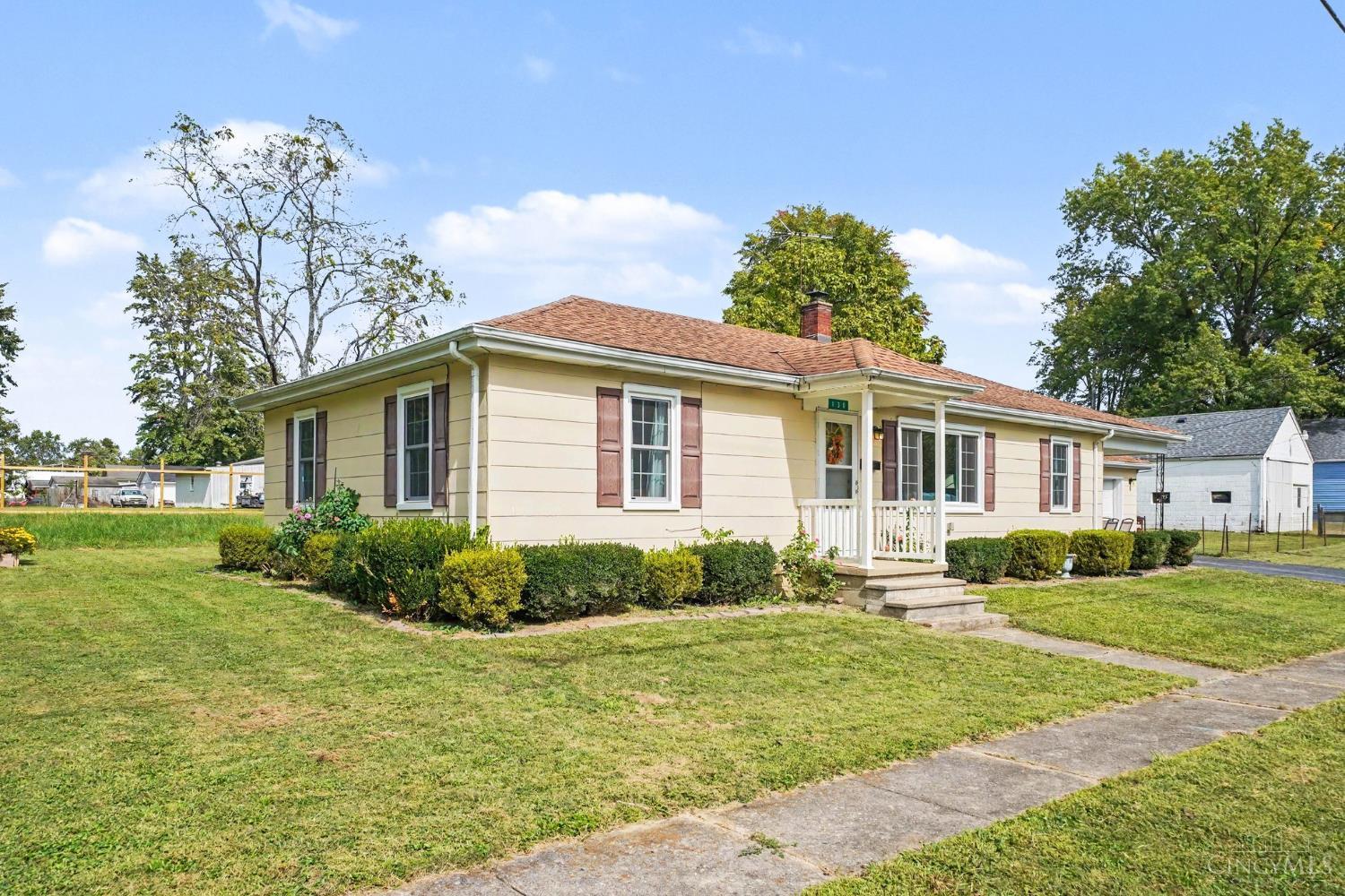 Photo 3 of Single family home for sale at 130 Fagley St, Bethel, OH 45106 | MLS# 1895854 | Listing updated on 2026-10-01