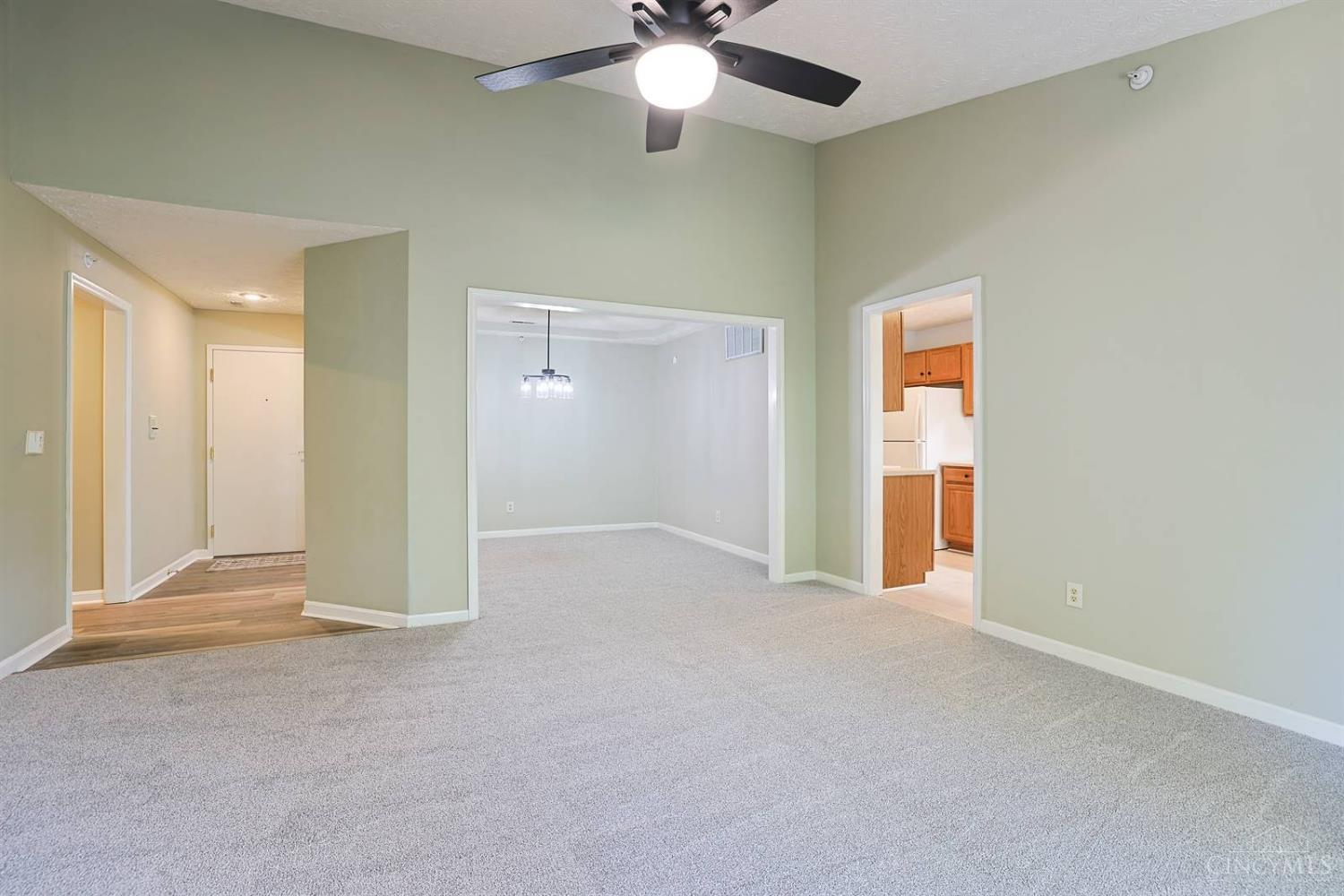 Photo 4 of Condo for sale at 4921 N Arbor Woods Ct #308, Cincinnati, OH 45248 | MLS# 1895936 | Listing updated on 2026-10-01