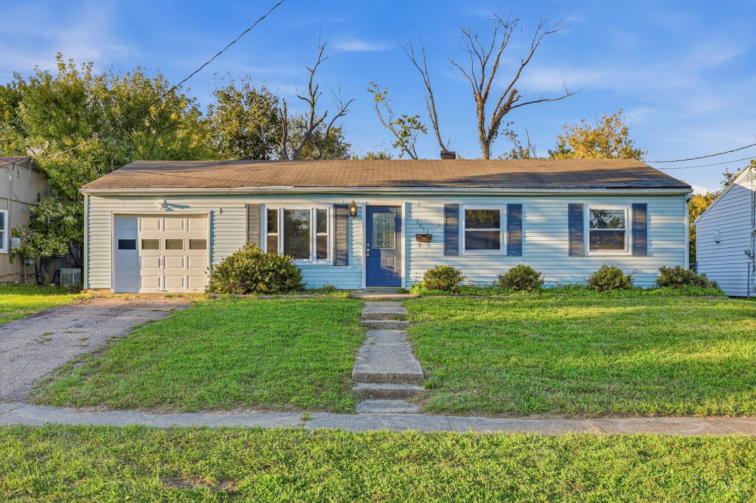 Photo 1 of Single family home for sale at 3252 Ainsworth Dr, Cincinnati, OH 45251 | MLS# 1895163 | Listing updated on 2026-10-01