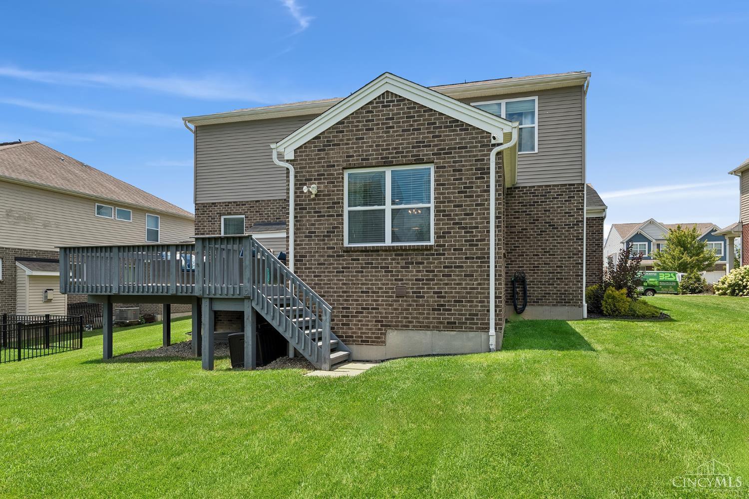 Photo 3 of Sale Pending at 5228 Peterborough Dr, Green Twp, OH 45002 | MLS# 1895881 | Listing updated on 2026-10-01