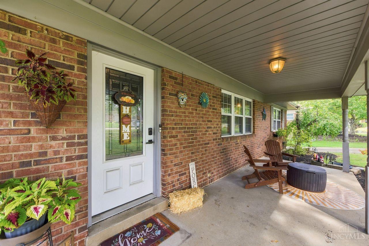 Photo 3 of Single family home for sale at 6536 Springmyer Dr, Green Twp, OH 45248 | MLS# 1895433 | Listing updated on 2026-10-07