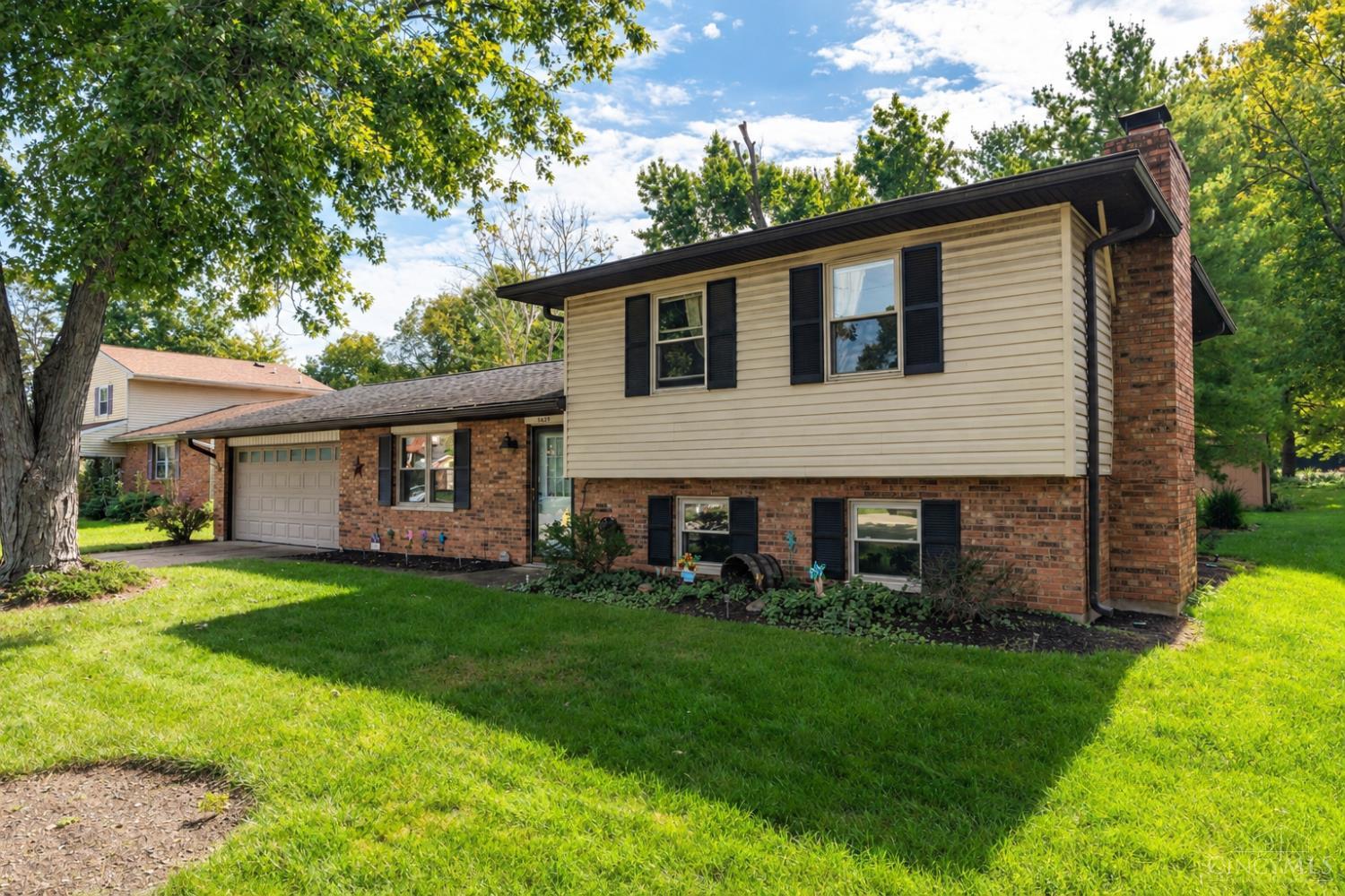 Photo 1 of Single family home for sale at 5625 Lake Michigan Dr, Fairfield, OH 45014 | MLS# 1895504 | Listing updated on 2026-10-03
