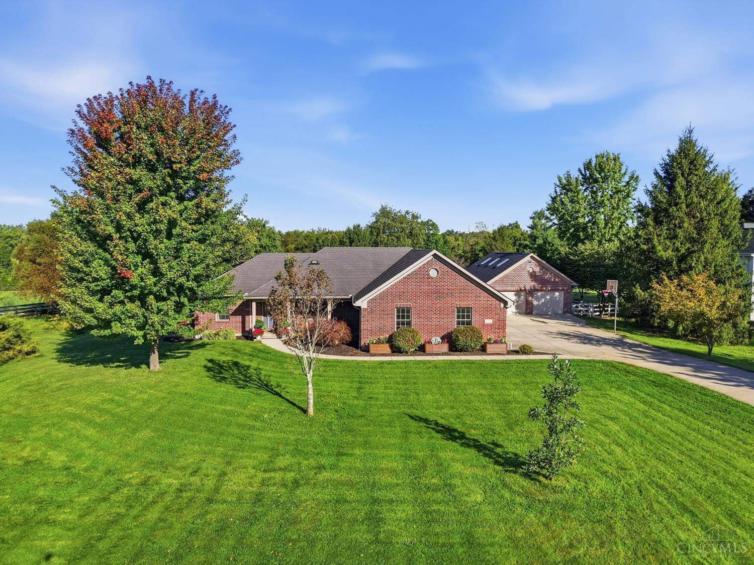 Photo 3 of Sale Pending at 1178 Shawnee Dr, Union Twp, OH 45152 | MLS# 1895971 | Listing updated on 2026-10-04