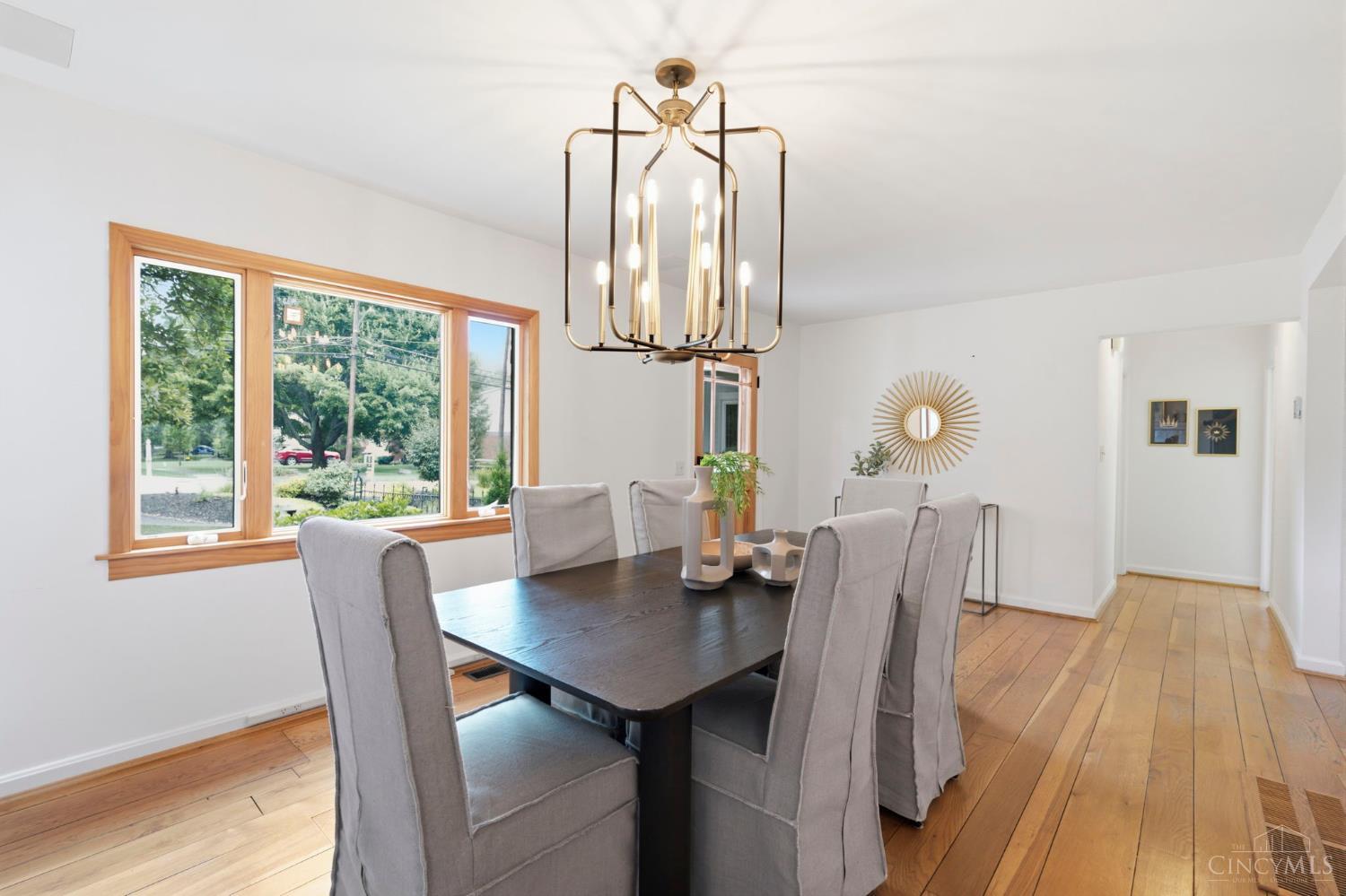 Photo 4 of Single family home for sale at 7767 Shawnee Run Rd, Indian Hill, OH 45243 | MLS# 1895882 | Listing updated on 2026-10-02