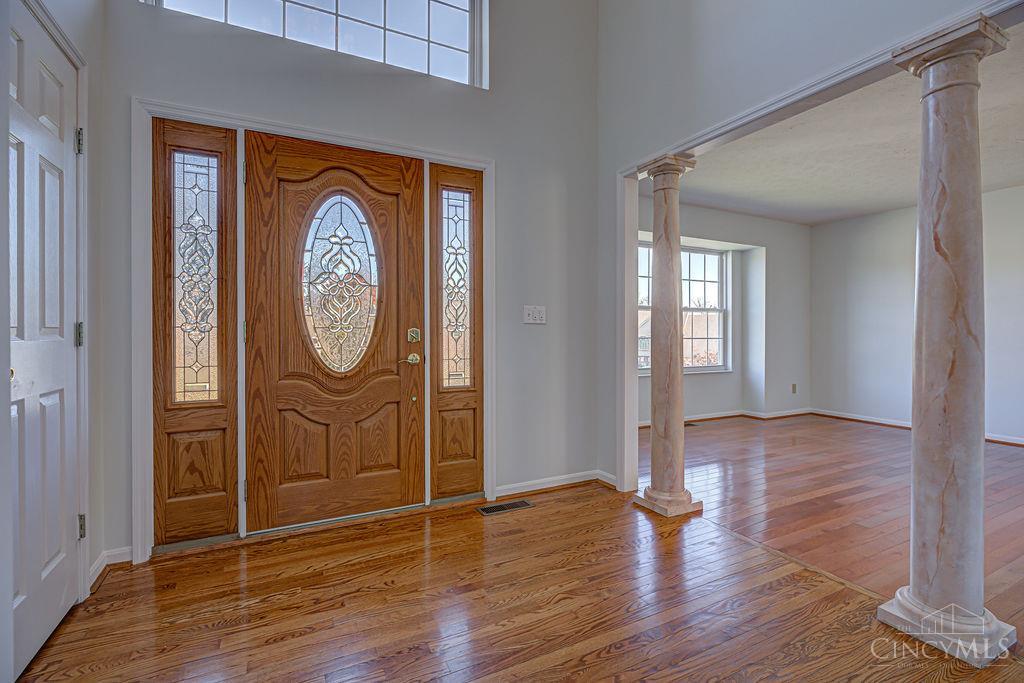 Photo 3 of Single family home for sale at 6333 Carley Ln, Cincinnati, OH 45248 | MLS# 1895993 | Listing updated on 2026-10-02